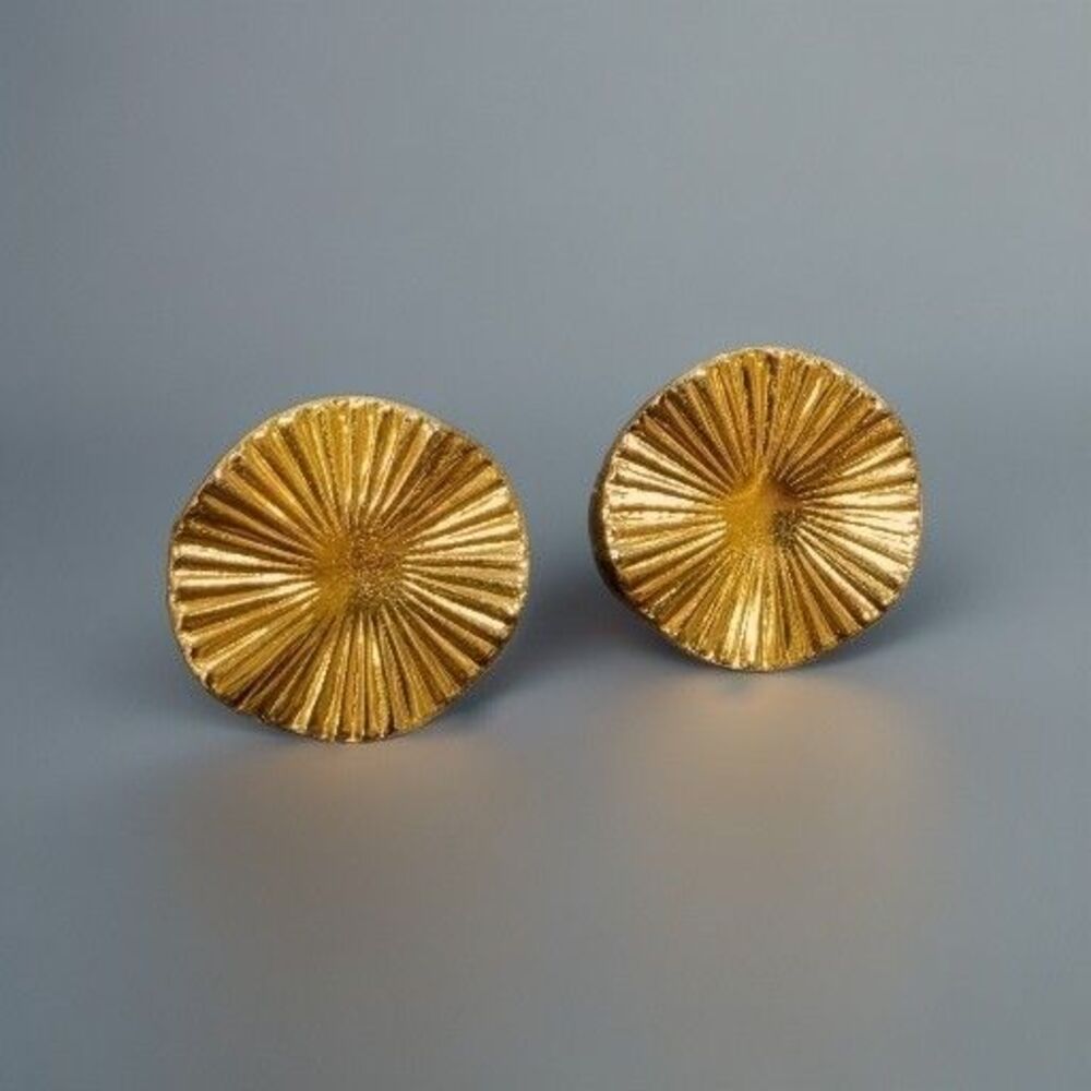 Vintage Gold Tone Fluted Disc Stud Earrings – Sunburst Radial Design – Post...